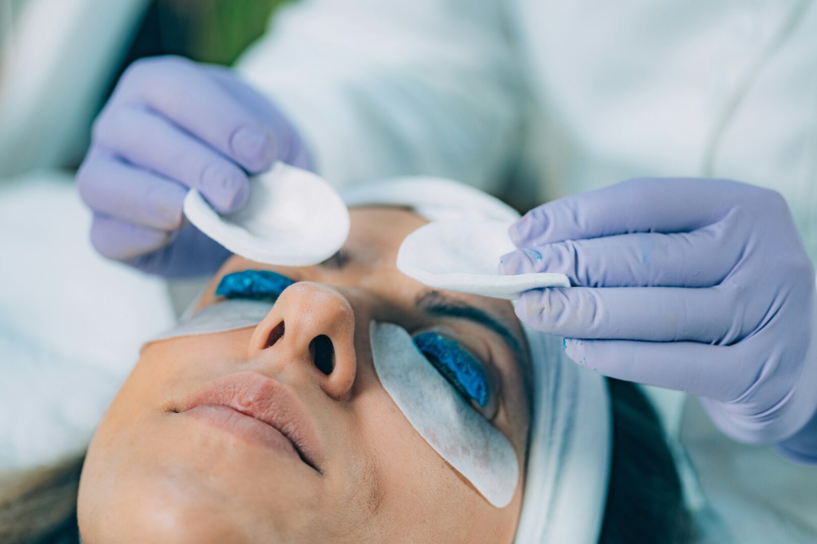 Beautician Lash Lifting